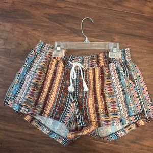 patterned shorts!